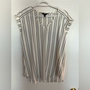 Express, size Medium long, off-white v-neck blouse